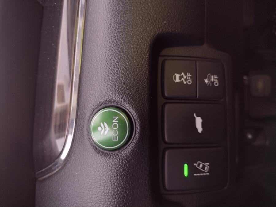 2015 Honda CR-V AWD 5dr Touring, available for sale in Chicopee, Massachusetts | Matts Auto Mall LLC. Chicopee, Massachusetts 2015 Honda CR-V AWD 5dr Touring, available for sale in Chicopee, Massachusetts | Matts Auto Mall LLC. Chicopee, Massachusetts