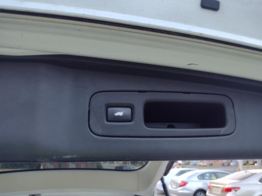 2015 Honda CR-V AWD 5dr Touring, available for sale in Chicopee, Massachusetts | Matts Auto Mall LLC. Chicopee, Massachusetts 2015 Honda CR-V AWD 5dr Touring, available for sale in Chicopee, Massachusetts | Matts Auto Mall LLC. Chicopee, Massachusetts