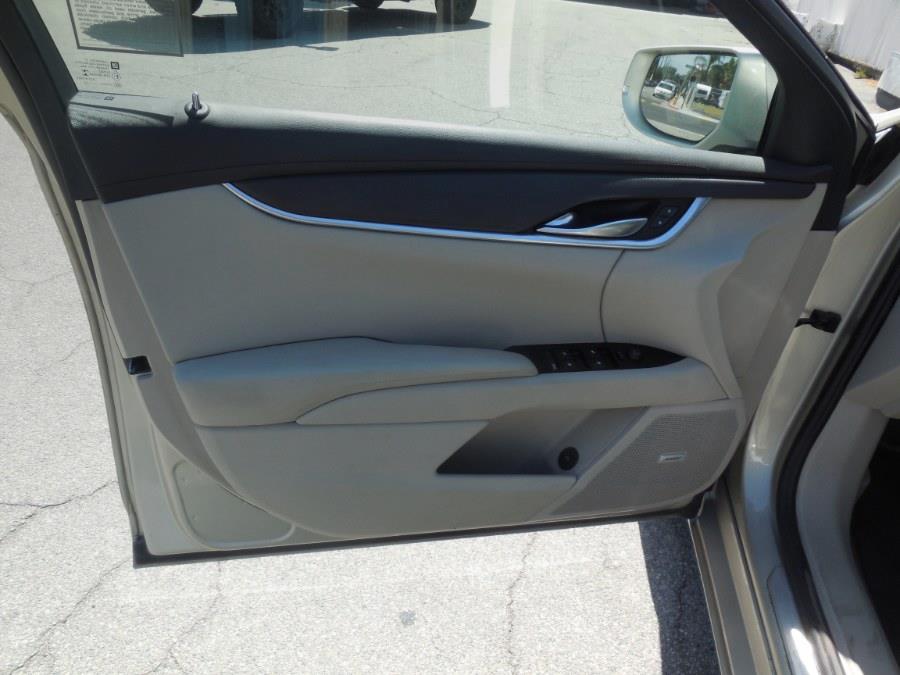 2014 Cadillac XTS 4dr Sdn FWD, available for sale in Hawaiian Gardens, California | Luxe Motors. Hawaiian Gardens, California 2014 Cadillac XTS 4dr Sdn FWD, available for sale in Hawaiian Gardens, California | Luxe Motors. Hawaiian Gardens, California