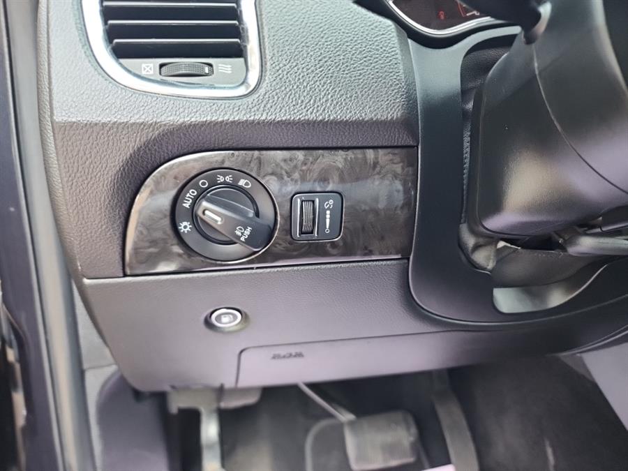 2014 Dodge Durango AWD 4dr Limited, available for sale in Islip, New York | L.I. Auto Gallery. Islip, New York 2014 Dodge Durango AWD 4dr Limited, available for sale in Islip, New York | L.I. Auto Gallery. Islip, New York