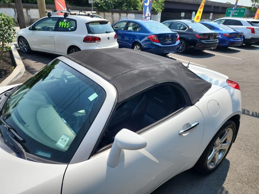 2008 Pontiac Solstice 2dr Conv GXP, available for sale in Islip, New York | L.I. Auto Gallery. Islip, New York 2008 Pontiac Solstice 2dr Conv GXP, available for sale in Islip, New York | L.I. Auto Gallery. Islip, New York