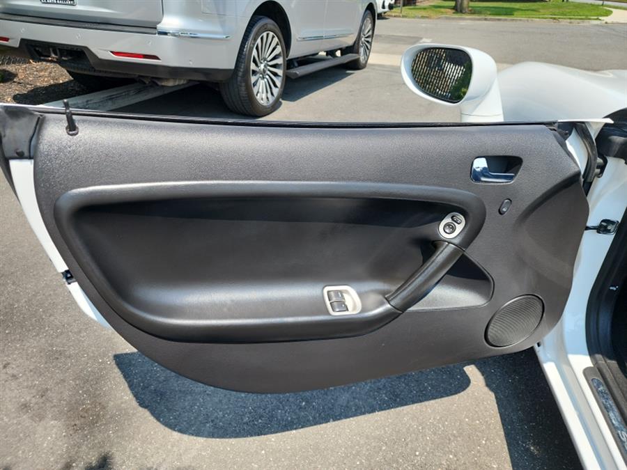 2008 Pontiac Solstice 2dr Conv GXP, available for sale in Islip, New York | L.I. Auto Gallery. Islip, New York 2008 Pontiac Solstice 2dr Conv GXP, available for sale in Islip, New York | L.I. Auto Gallery. Islip, New York
