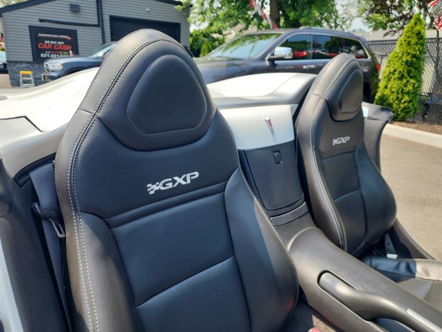 2008 Pontiac Solstice 2dr Conv GXP, available for sale in Islip, New York | L.I. Auto Gallery. Islip, New York 2008 Pontiac Solstice 2dr Conv GXP, available for sale in Islip, New York | L.I. Auto Gallery. Islip, New York