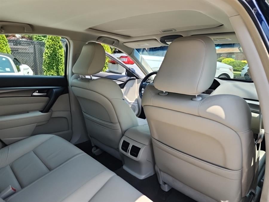 2013 Acura TL 4dr Sdn Auto 2WD, available for sale in Islip, New York | L.I. Auto Gallery. Islip, New York 2013 Acura TL 4dr Sdn Auto 2WD, available for sale in Islip, New York | L.I. Auto Gallery. Islip, New York