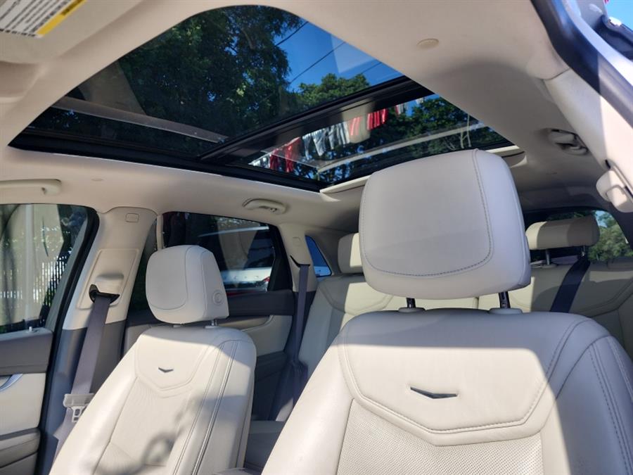 2017 Cadillac XT5 AWD 4dr Luxury, available for sale in Islip, New York | L.I. Auto Gallery. Islip, New York 2017 Cadillac XT5 AWD 4dr Luxury, available for sale in Islip, New York | L.I. Auto Gallery. Islip, New York