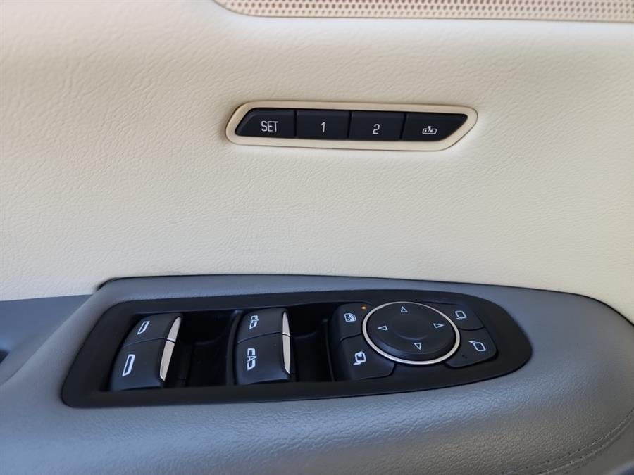 2017 Cadillac XT5 AWD 4dr Luxury, available for sale in Islip, New York | L.I. Auto Gallery. Islip, New York 2017 Cadillac XT5 AWD 4dr Luxury, available for sale in Islip, New York | L.I. Auto Gallery. Islip, New York