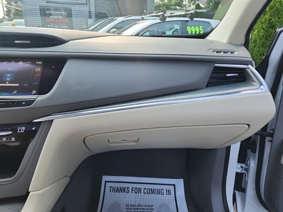 2017 Cadillac XT5 AWD 4dr Luxury, available for sale in Islip, New York | L.I. Auto Gallery. Islip, New York 2017 Cadillac XT5 AWD 4dr Luxury, available for sale in Islip, New York | L.I. Auto Gallery. Islip, New York