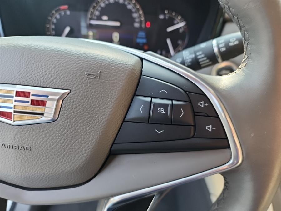 2017 Cadillac XT5 AWD 4dr Luxury, available for sale in Islip, New York | L.I. Auto Gallery. Islip, New York 2017 Cadillac XT5 AWD 4dr Luxury, available for sale in Islip, New York | L.I. Auto Gallery. Islip, New York