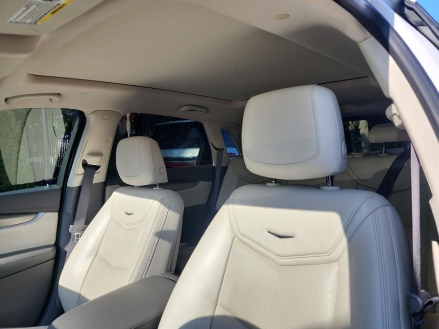 2017 Cadillac XT5 AWD 4dr Luxury, available for sale in Islip, New York | L.I. Auto Gallery. Islip, New York 2017 Cadillac XT5 AWD 4dr Luxury, available for sale in Islip, New York | L.I. Auto Gallery. Islip, New York