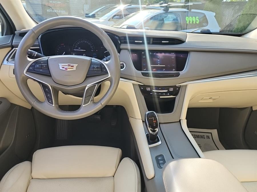 2017 Cadillac XT5 AWD 4dr Luxury, available for sale in Islip, New York | L.I. Auto Gallery. Islip, New York 2017 Cadillac XT5 AWD 4dr Luxury, available for sale in Islip, New York | L.I. Auto Gallery. Islip, New York