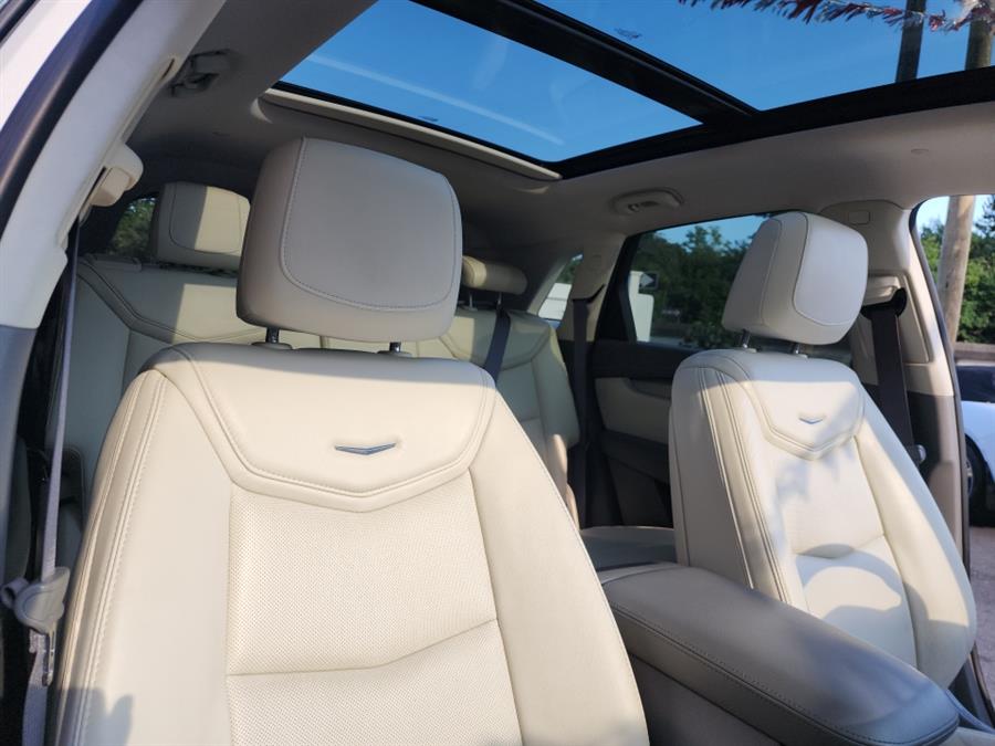 2017 Cadillac XT5 AWD 4dr Luxury, available for sale in Islip, New York | L.I. Auto Gallery. Islip, New York 2017 Cadillac XT5 AWD 4dr Luxury, available for sale in Islip, New York | L.I. Auto Gallery. Islip, New York