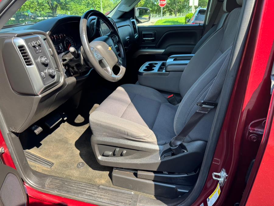 2017 Chevrolet Silverado 1500 4WD Double Cab 143.5" LT w/2LT, available for sale in New Milford, Connecticut | Faustos Auto Body and Repairs LLC. New Milford, Connecticut 2017 Chevrolet Silverado 1500 4WD Double Cab 143.5" LT w/2LT, available for sale in New Milford, Connecticut | Faustos Auto Body and Repairs LLC. New Milford, Connecticut