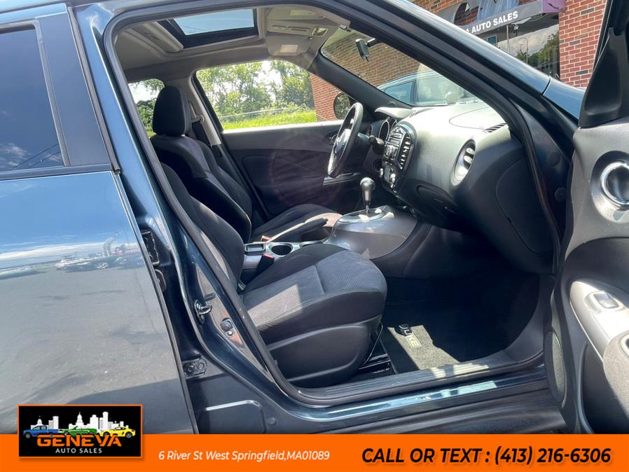 2011 Nissan JUKE 5dr Wgn I4 CVT SV AWD, available for sale in West Springfield, Massachusetts | Geneva Auto Sales LLC. West Springfield, Massachusetts 2011 Nissan JUKE 5dr Wgn I4 CVT SV AWD, available for sale in West Springfield, Massachusetts | Geneva Auto Sales LLC. West Springfield, Massachusetts