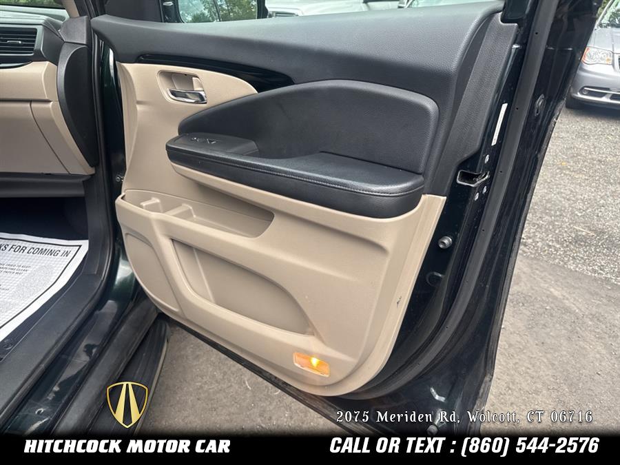 2016 Honda Pilot Touring, available for sale in Wolcott, Connecticut | Hitchcock Motor Car. Wolcott, Connecticut 2016 Honda Pilot Touring, available for sale in Wolcott, Connecticut | Hitchcock Motor Car. Wolcott, Connecticut
