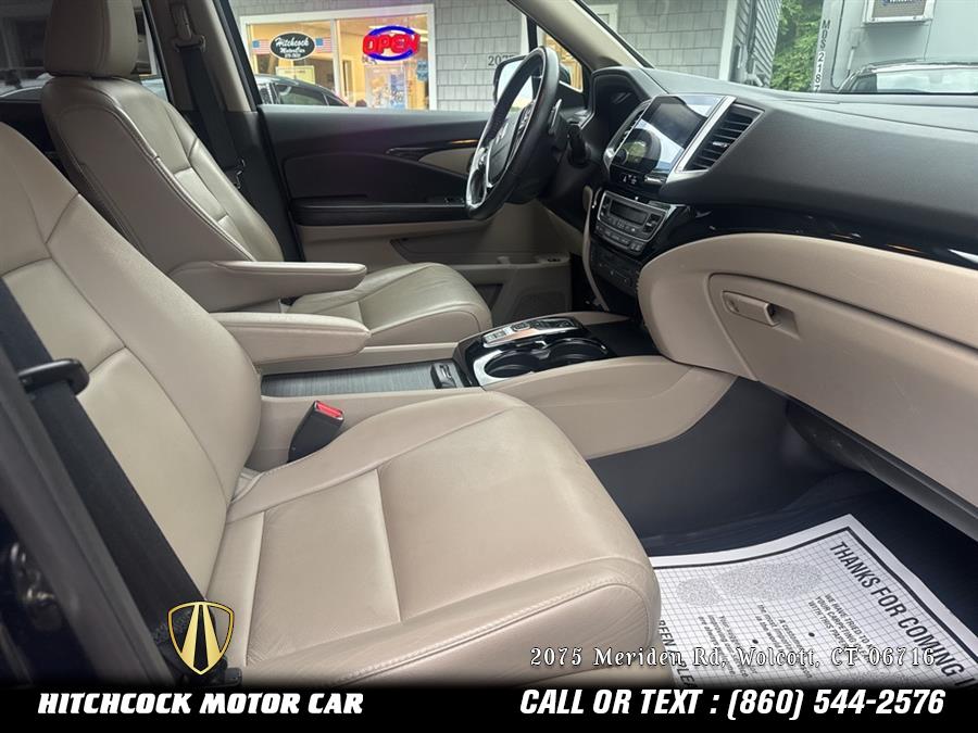 2016 Honda Pilot Touring, available for sale in Wolcott, Connecticut | Hitchcock Motor Car. Wolcott, Connecticut 2016 Honda Pilot Touring, available for sale in Wolcott, Connecticut | Hitchcock Motor Car. Wolcott, Connecticut