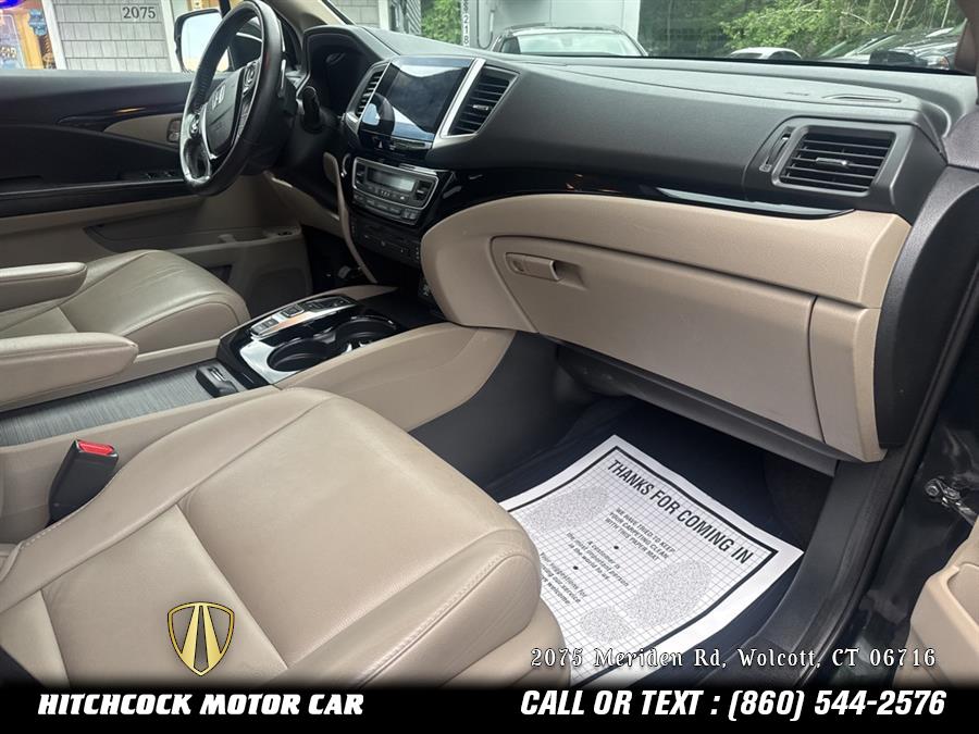 2016 Honda Pilot Touring, available for sale in Wolcott, Connecticut | Hitchcock Motor Car. Wolcott, Connecticut 2016 Honda Pilot Touring, available for sale in Wolcott, Connecticut | Hitchcock Motor Car. Wolcott, Connecticut