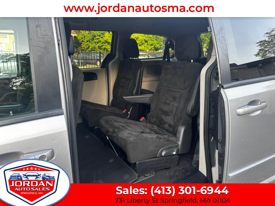 2016 Dodge Grand Caravan 4dr Wgn SE, available for sale in Springfield, Massachusetts | Jordan Auto Sales. Springfield, Massachusetts 2016 Dodge Grand Caravan 4dr Wgn SE, available for sale in Springfield, Massachusetts | Jordan Auto Sales. Springfield, Massachusetts