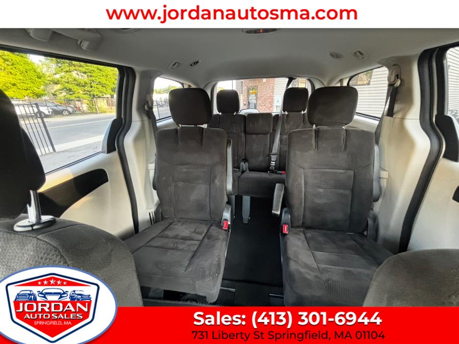 2016 Dodge Grand Caravan 4dr Wgn SE, available for sale in Springfield, Massachusetts | Jordan Auto Sales. Springfield, Massachusetts 2016 Dodge Grand Caravan 4dr Wgn SE, available for sale in Springfield, Massachusetts | Jordan Auto Sales. Springfield, Massachusetts