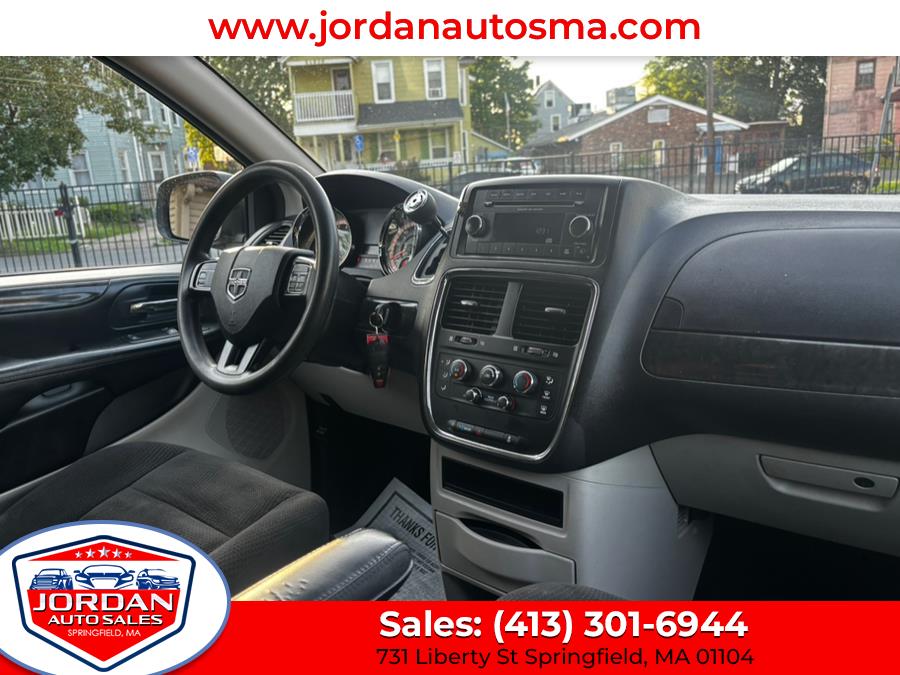 2016 Dodge Grand Caravan 4dr Wgn SE, available for sale in Springfield, Massachusetts | Jordan Auto Sales. Springfield, Massachusetts 2016 Dodge Grand Caravan 4dr Wgn SE, available for sale in Springfield, Massachusetts | Jordan Auto Sales. Springfield, Massachusetts