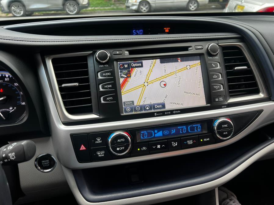 2017 Toyota Highlander XLE V6 AWD (Natl), available for sale in Irvington, New Jersey | Elis Motors Corp. Irvington, New Jersey 2017 Toyota Highlander XLE V6 AWD (Natl), available for sale in Irvington, New Jersey | Elis Motors Corp. Irvington, New Jersey