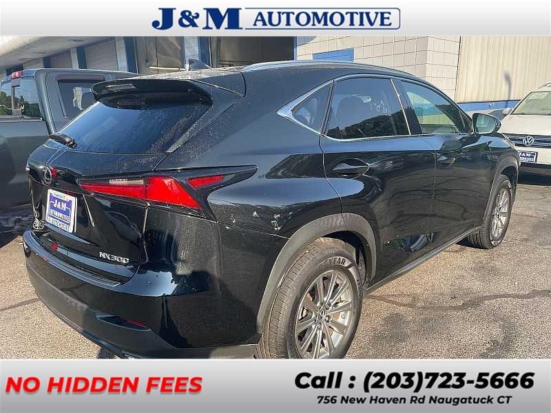 2020 Lexus NX 300 photo 3