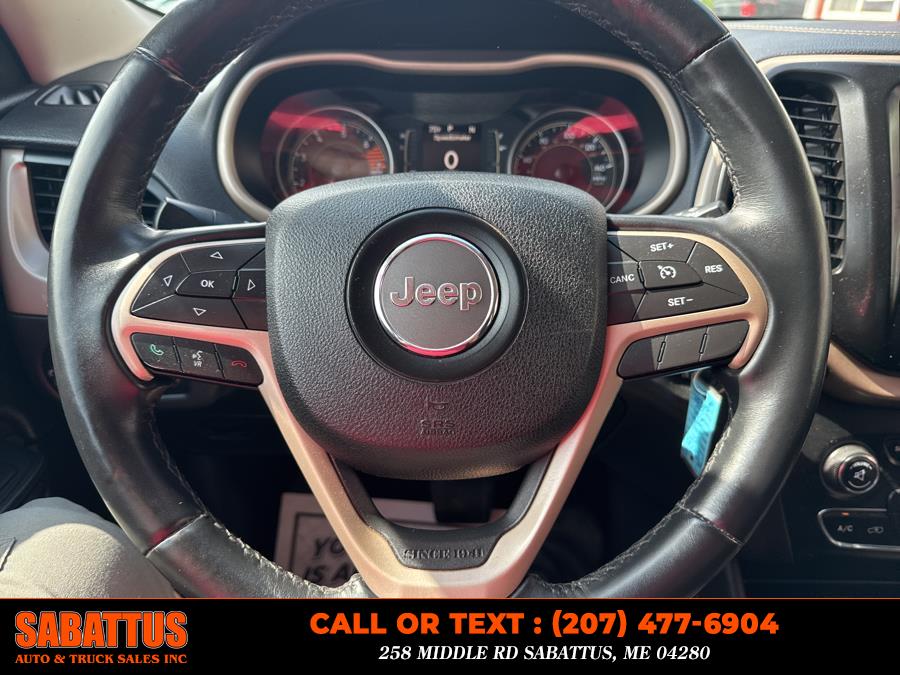2017 Jeep Cherokee Latitude 4x4, available for sale in Sabattus, Maine | Sabattus Auto and Truck Sales Inc. Sabattus, Maine 2017 Jeep Cherokee Latitude 4x4, available for sale in Sabattus, Maine | Sabattus Auto and Truck Sales Inc. Sabattus, Maine