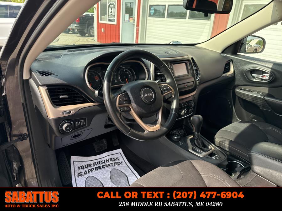 2017 Jeep Cherokee Latitude 4x4, available for sale in Sabattus, Maine | Sabattus Auto and Truck Sales Inc. Sabattus, Maine 2017 Jeep Cherokee Latitude 4x4, available for sale in Sabattus, Maine | Sabattus Auto and Truck Sales Inc. Sabattus, Maine