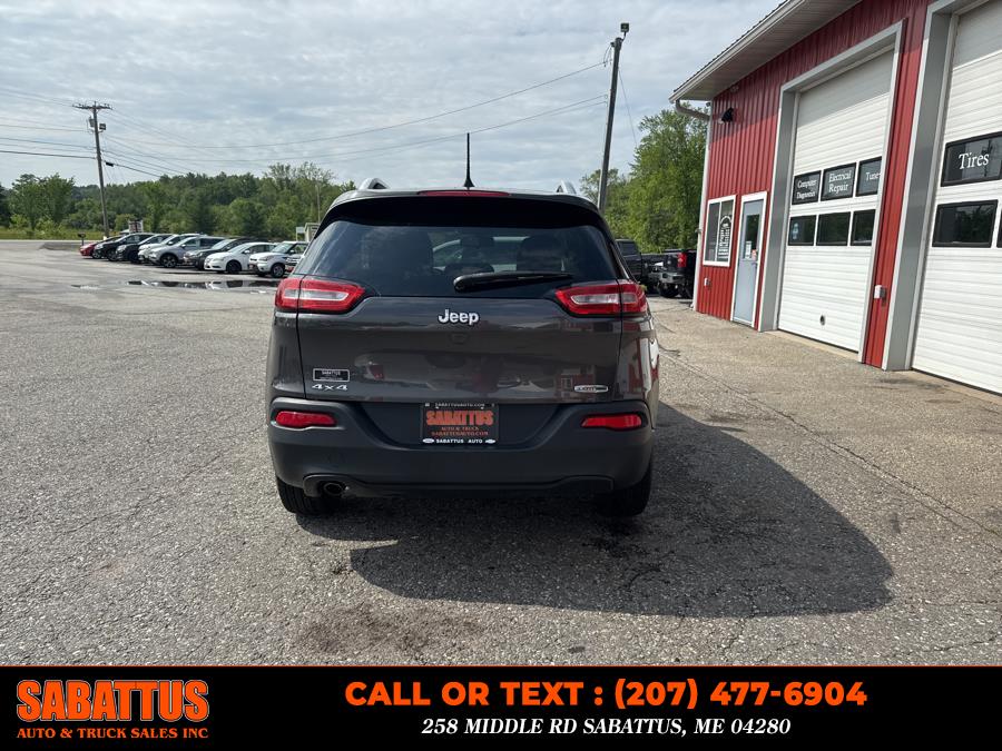 2017 Jeep Cherokee Latitude 4x4, available for sale in Sabattus, Maine | Sabattus Auto and Truck Sales Inc. Sabattus, Maine 2017 Jeep Cherokee Latitude 4x4, available for sale in Sabattus, Maine | Sabattus Auto and Truck Sales Inc. Sabattus, Maine