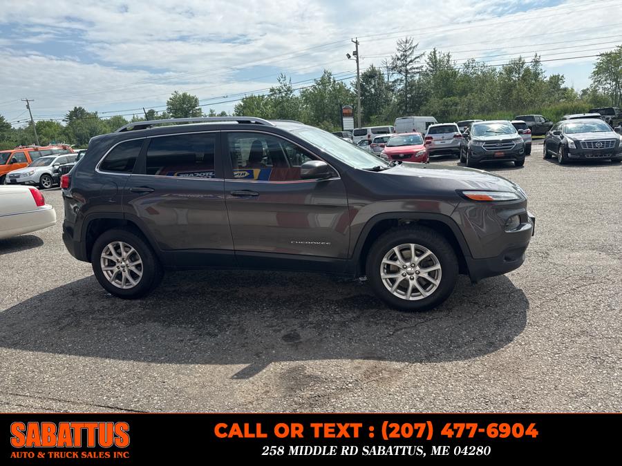 2017 Jeep Cherokee Latitude 4x4, available for sale in Sabattus, Maine | Sabattus Auto and Truck Sales Inc. Sabattus, Maine 2017 Jeep Cherokee Latitude 4x4, available for sale in Sabattus, Maine | Sabattus Auto and Truck Sales Inc. Sabattus, Maine