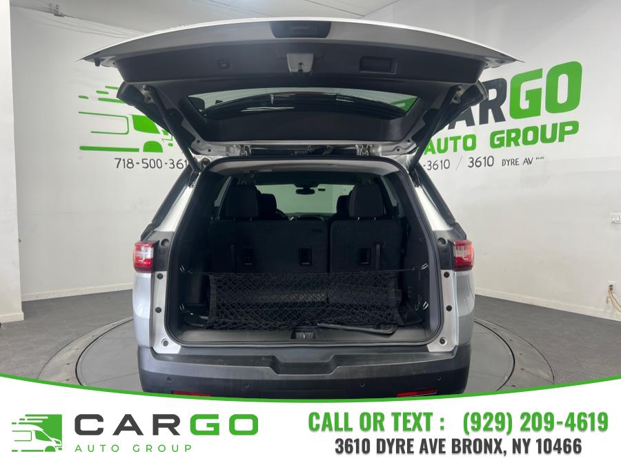2019 Chevrolet Traverse AWD 4dr LT Cloth w/1LT, available for sale in Bronx, New York | Cargo Auto Group LLC. Bronx, New York 2019 Chevrolet Traverse AWD 4dr LT Cloth w/1LT, available for sale in Bronx, New York | Cargo Auto Group LLC. Bronx, New York
