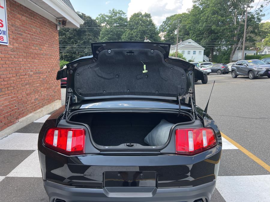 2010 Ford Mustang 2dr Cpe Shelby GT500, available for sale in Waterbury, Connecticut | National Auto Brokers, Inc.. Waterbury, Connecticut 2010 Ford Mustang 2dr Cpe Shelby GT500, available for sale in Waterbury, Connecticut | National Auto Brokers, Inc.. Waterbury, Connecticut