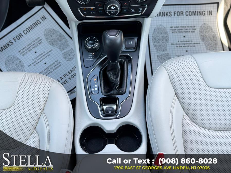 2019 Jeep Cherokee Limited 4x4, available for sale in Linden, New Jersey | Stella Auto Sales. Linden, New Jersey 2019 Jeep Cherokee Limited 4x4, available for sale in Linden, New Jersey | Stella Auto Sales. Linden, New Jersey