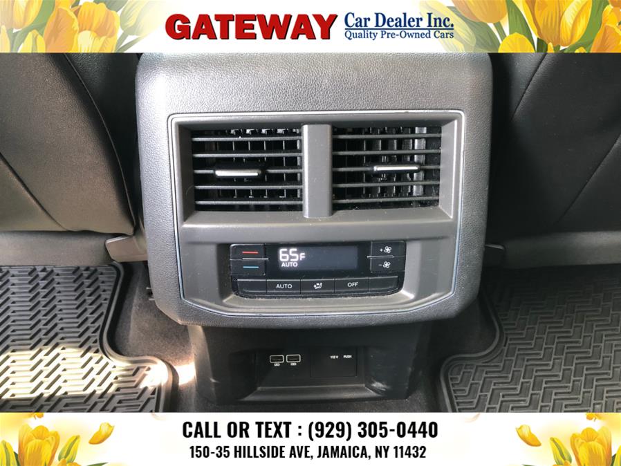 2018 Volkswagen Atlas 3.6L V6 SEL 4MOTION, available for sale in Jamaica, New York | Gateway Car Dealer Inc. Jamaica, New York 2018 Volkswagen Atlas 3.6L V6 SEL 4MOTION, available for sale in Jamaica, New York | Gateway Car Dealer Inc. Jamaica, New York