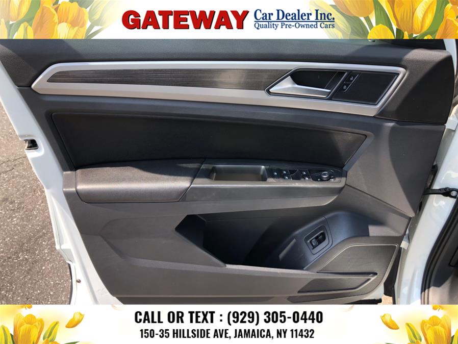 2018 Volkswagen Atlas 3.6L V6 SEL 4MOTION, available for sale in Jamaica, New York | Gateway Car Dealer Inc. Jamaica, New York 2018 Volkswagen Atlas 3.6L V6 SEL 4MOTION, available for sale in Jamaica, New York | Gateway Car Dealer Inc. Jamaica, New York