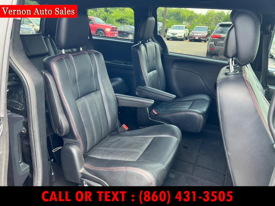 2016 Dodge Grand Caravan 4dr Wgn R/T, available for sale in Manchester, Connecticut | Vernon Auto Sale & Service. Manchester, Connecticut 2016 Dodge Grand Caravan 4dr Wgn R/T, available for sale in Manchester, Connecticut | Vernon Auto Sale & Service. Manchester, Connecticut