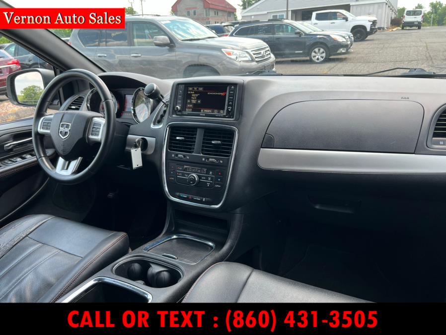2016 Dodge Grand Caravan 4dr Wgn R/T, available for sale in Manchester, Connecticut | Vernon Auto Sale & Service. Manchester, Connecticut 2016 Dodge Grand Caravan 4dr Wgn R/T, available for sale in Manchester, Connecticut | Vernon Auto Sale & Service. Manchester, Connecticut