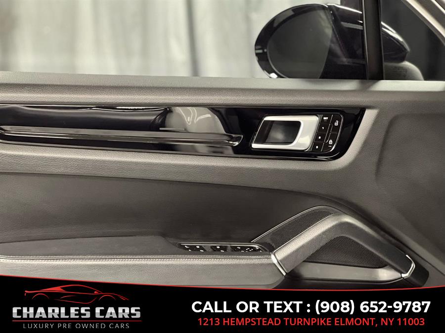 2021 Porsche Cayenne Premium Plus Pkg, available for sale in Elmont, New York | Charles Cars. Elmont, New York 2021 Porsche Cayenne Premium Plus Pkg, available for sale in Elmont, New York | Charles Cars. Elmont, New York