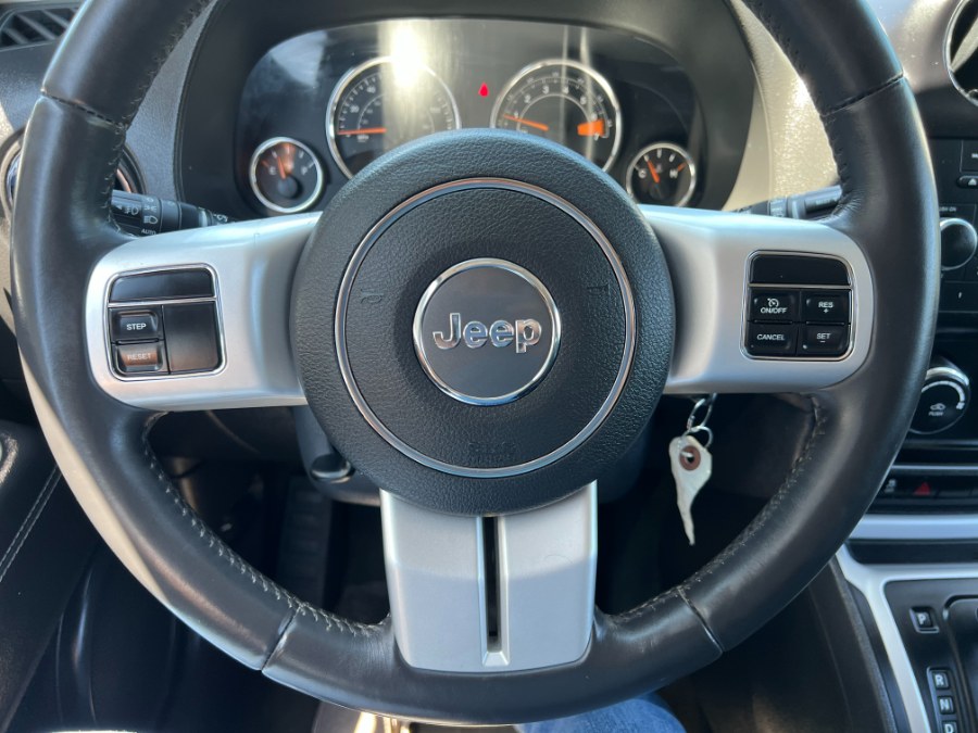 2016 Jeep Compass 4WD 4dr Latitude, available for sale in Westfield, Massachusetts | Auto Wings Cop. Westfield, Massachusetts 2016 Jeep Compass 4WD 4dr Latitude, available for sale in Westfield, Massachusetts | Auto Wings Cop. Westfield, Massachusetts