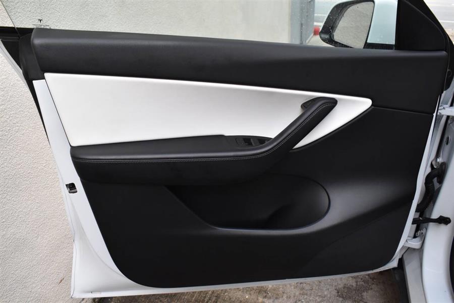 2022 Tesla Model y Long Range AWD 4dr Crossover, available for sale in Great Neck, New York | Camy Cars. Great Neck, New York 2022 Tesla Model y Long Range AWD 4dr Crossover, available for sale in Great Neck, New York | Camy Cars. Great Neck, New York
