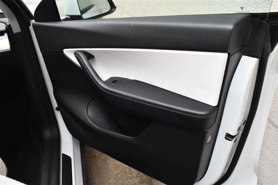 2022 Tesla Model y Long Range AWD 4dr Crossover, available for sale in Great Neck, New York | Camy Cars. Great Neck, New York 2022 Tesla Model y Long Range AWD 4dr Crossover, available for sale in Great Neck, New York | Camy Cars. Great Neck, New York