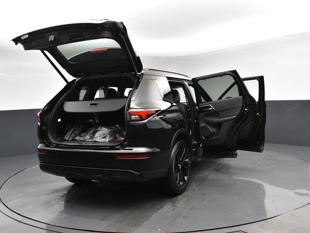 2025 Mitsubishi Outlander Plug-in Hybrid SEL Black Edition, available for sale in Woodside, New York | Drive Central. Woodside, New York 2025 Mitsubishi Outlander Plug-in Hybrid SEL Black Edition, available for sale in Woodside, New York | Drive Central. Woodside, New York