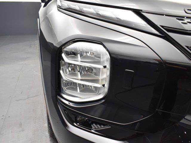 2025 Mitsubishi Outlander Plug-in Hybrid SEL Black Edition, available for sale in Woodside, New York | Drive Central. Woodside, New York 2025 Mitsubishi Outlander Plug-in Hybrid SEL Black Edition, available for sale in Woodside, New York | Drive Central. Woodside, New York