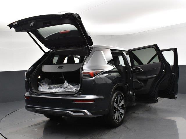 2025 Mitsubishi Outlander , available for sale in Woodside, New York | Drive Central. Woodside, New York 2025 Mitsubishi Outlander , available for sale in Woodside, New York | Drive Central. Woodside, New York