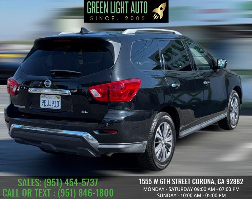 2020 Nissan Pathfinder FWD SL, available for sale in Corona, California | Green Light Auto. Corona, California 2020 Nissan Pathfinder FWD SL, available for sale in Corona, California | Green Light Auto. Corona, California