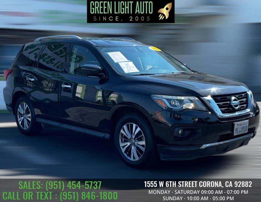 2020 Nissan Pathfinder FWD SL, available for sale in Corona, California | Green Light Auto. Corona, California 2020 Nissan Pathfinder FWD SL, available for sale in Corona, California | Green Light Auto. Corona, California