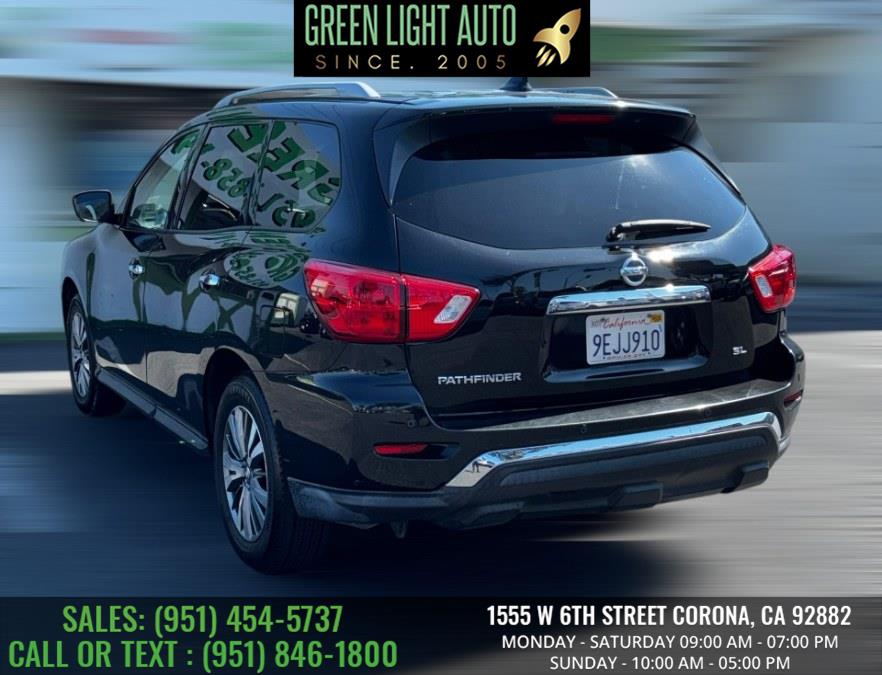 2020 Nissan Pathfinder FWD SL, available for sale in Corona, California | Green Light Auto. Corona, California 2020 Nissan Pathfinder FWD SL, available for sale in Corona, California | Green Light Auto. Corona, California