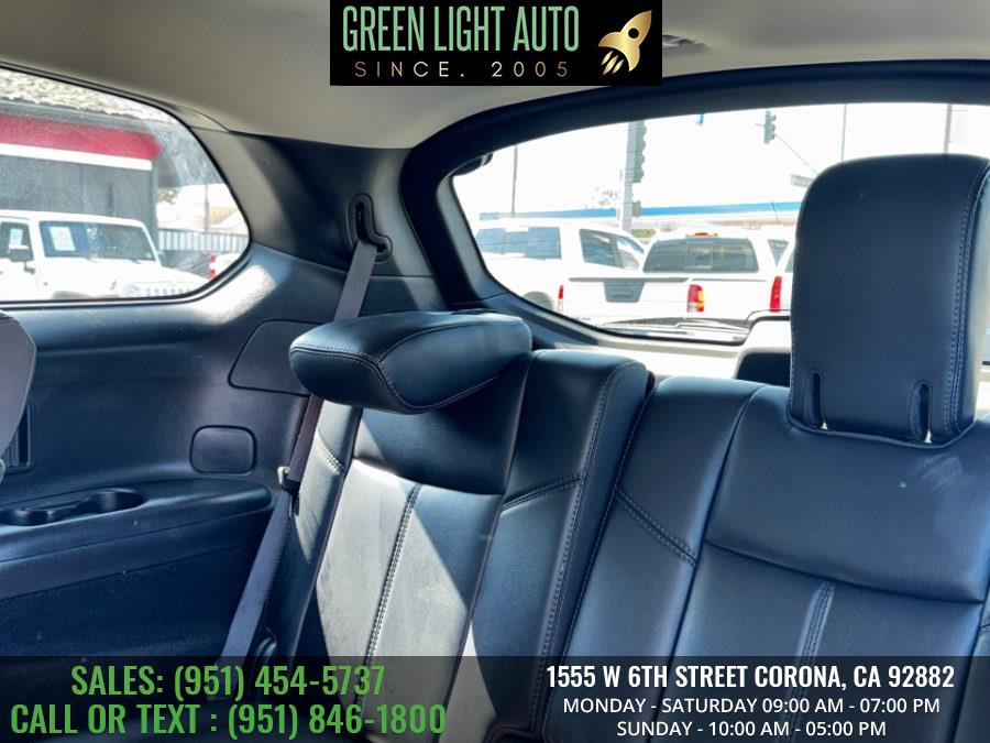 2020 Nissan Pathfinder FWD SL, available for sale in Corona, California | Green Light Auto. Corona, California 2020 Nissan Pathfinder FWD SL, available for sale in Corona, California | Green Light Auto. Corona, California