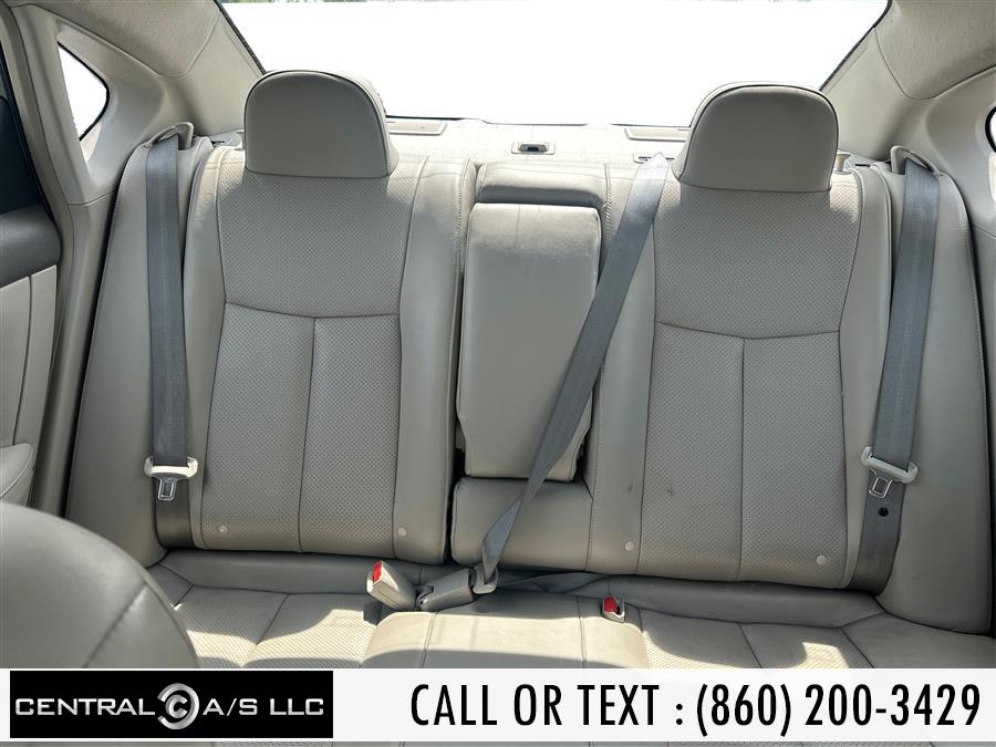 2013 Nissan Sentra 4dr Sdn I4 CVT SR, available for sale in East Windsor, Connecticut | Central A/S LLC. East Windsor, Connecticut 2013 Nissan Sentra 4dr Sdn I4 CVT SR, available for sale in East Windsor, Connecticut | Central A/S LLC. East Windsor, Connecticut