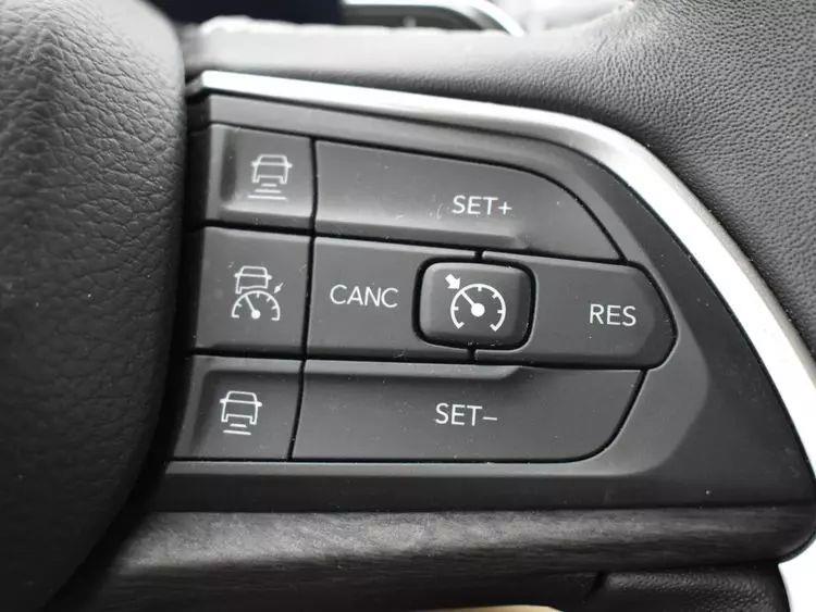 2022 Jeep Grand Cherokee l Limited Sport Utility 4D, available for sale in Irvington, New Jersey | NJ Used Cars Center. Irvington, New Jersey 2022 Jeep Grand Cherokee l Limited Sport Utility 4D, available for sale in Irvington, New Jersey | NJ Used Cars Center. Irvington, New Jersey