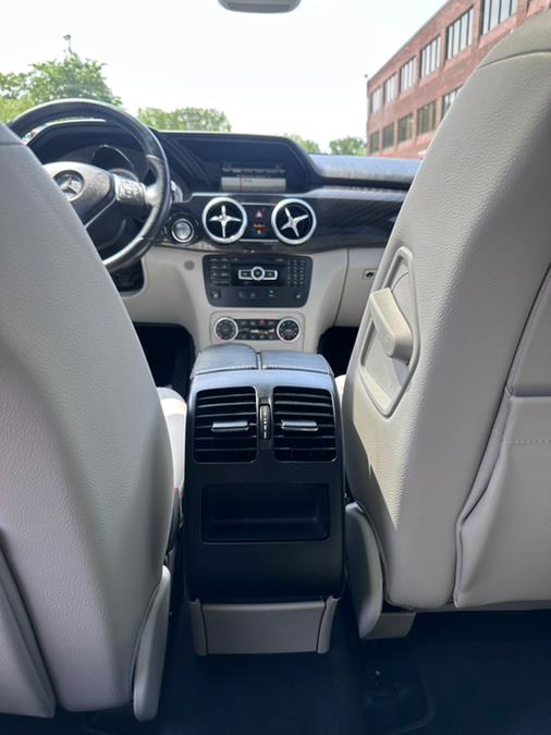 2015 Mercedes-Benz GLK-Class 4MATIC 4dr GLK 350, available for sale in Garfield, New Jersey | Mikes Auto Sales LLC. Garfield, New Jersey 2015 Mercedes-Benz GLK-Class 4MATIC 4dr GLK 350, available for sale in Garfield, New Jersey | Mikes Auto Sales LLC. Garfield, New Jersey
